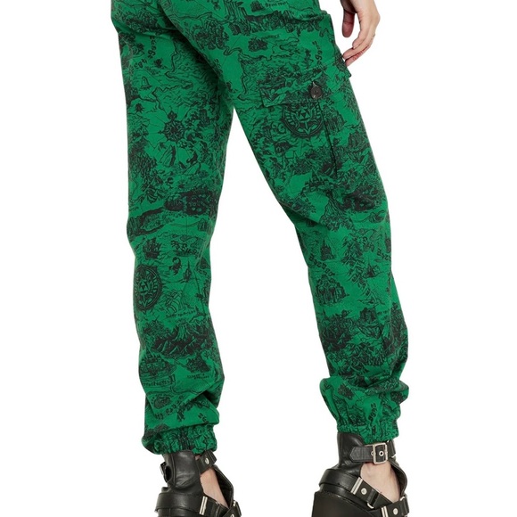 NWT! Zelda Hyrule Cargo Pants - Picture 2 of 7
